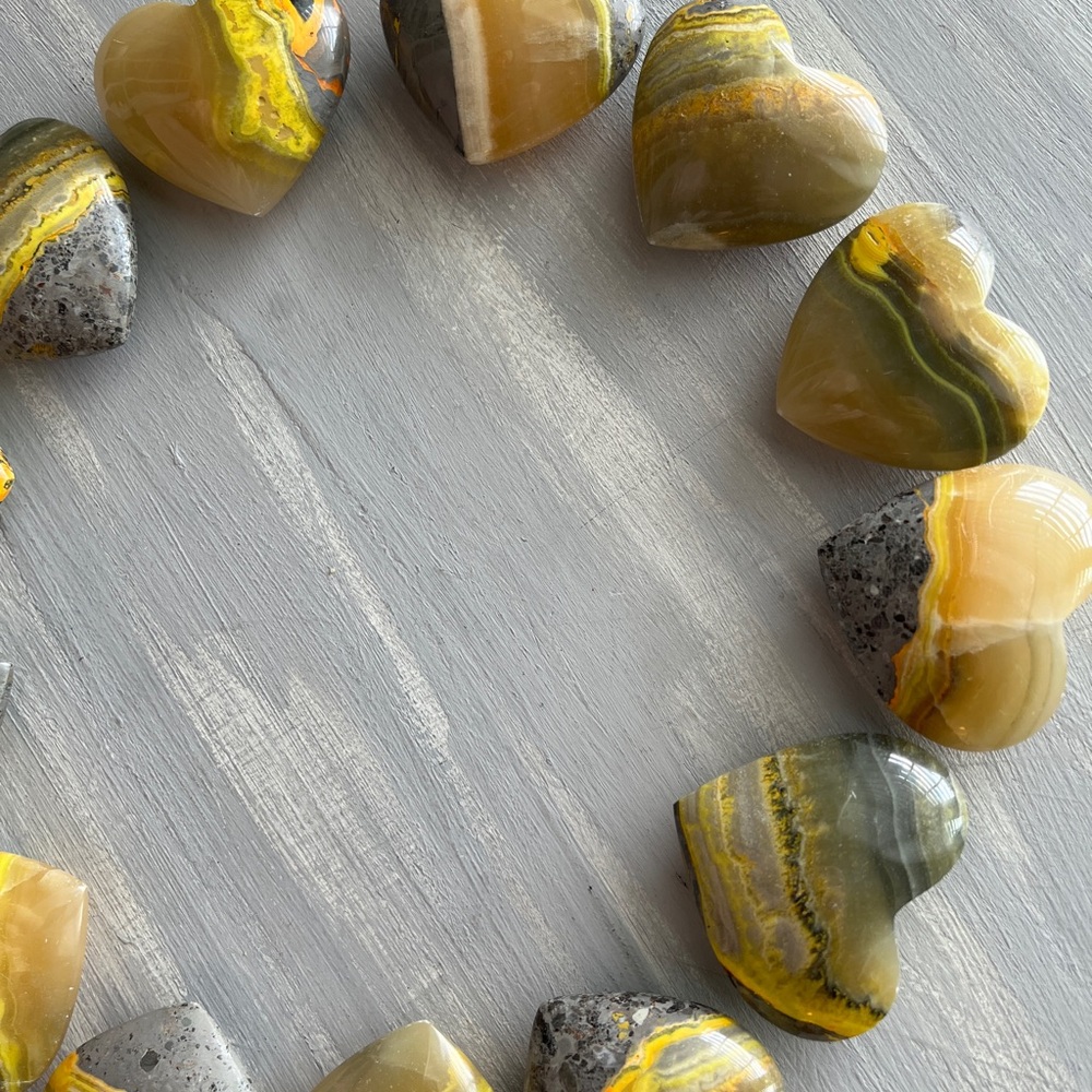 Bumblebee Jasper heart (1)